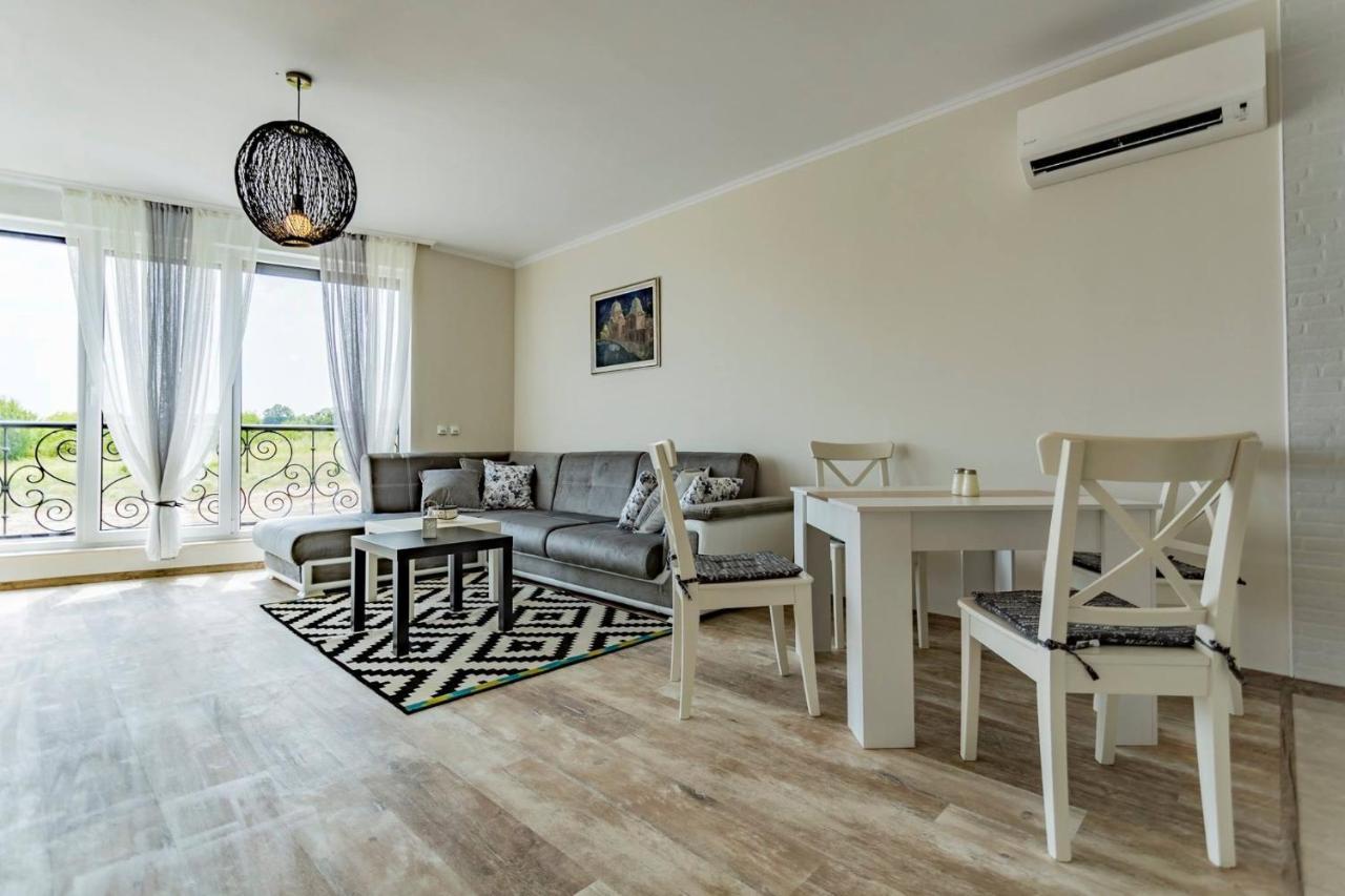 Apartments In Complex Sunny Island Deluxe Tsjernomorets Eksteriør bilde