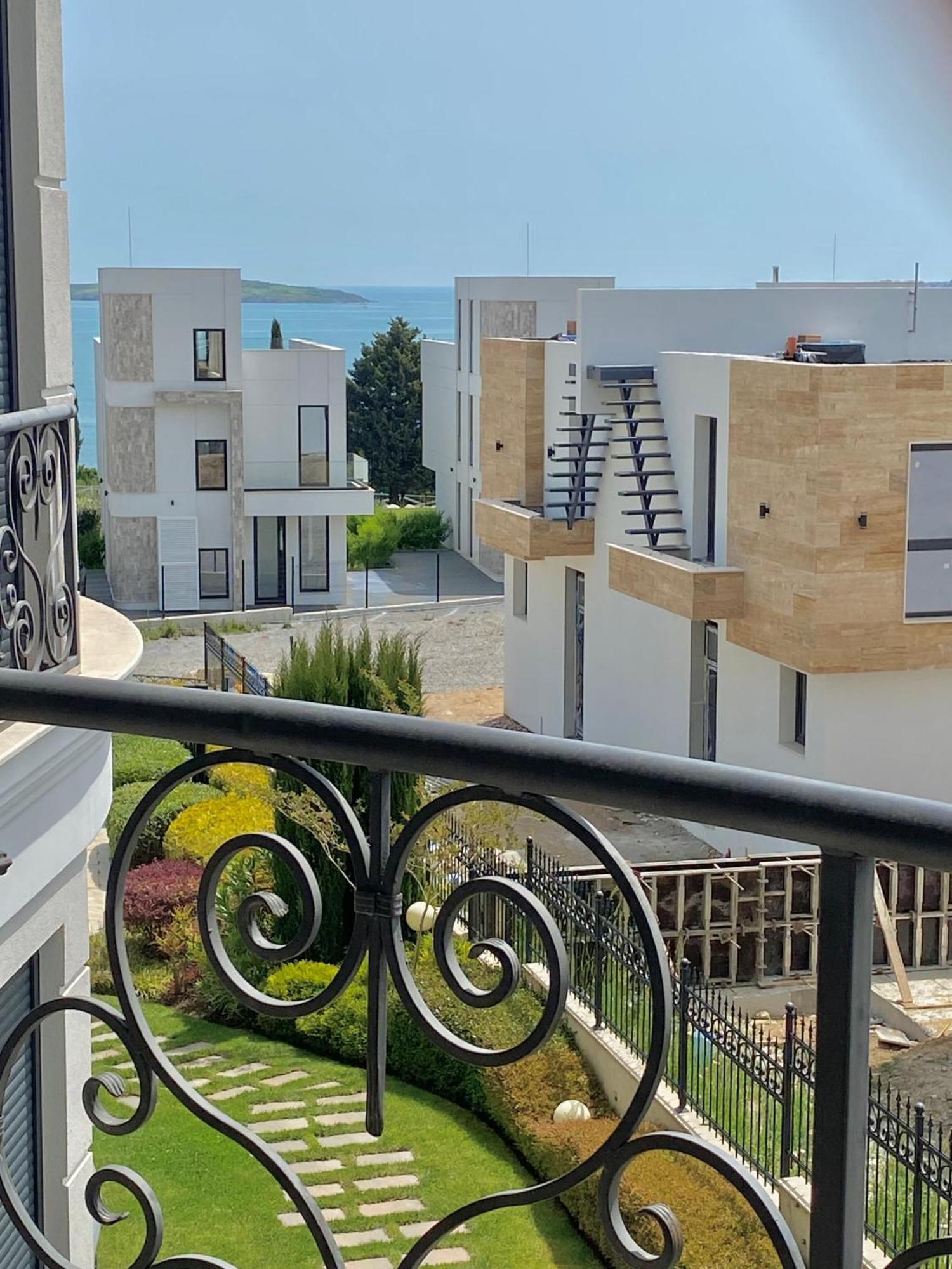 Apartments In Complex Sunny Island Deluxe Tsjernomorets Eksteriør bilde